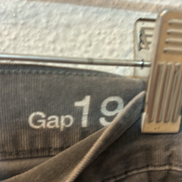 Gap gray corduroy legging jean size 26R - Picture 4 of 6